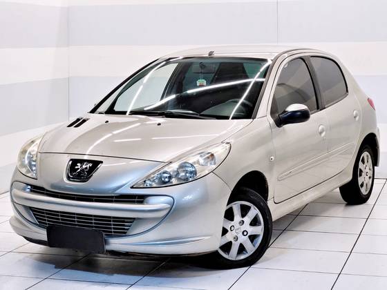 PEUGEOT 207 1.4 XR 8V FLEX 4P MANUAL PEUGEOT 207 1.4 XR 8V FLEX 4P MANUAL